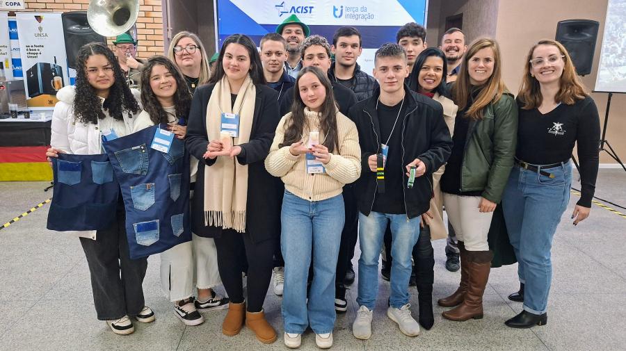 Alunos do Programa MiniEmpresa